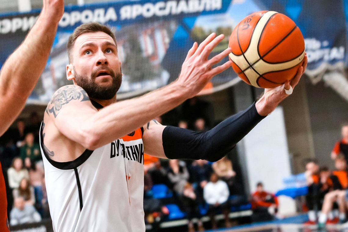 Андрей Семенов остается в «Буревестнике»