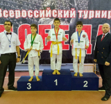 Десять медалей ярославских каратистов