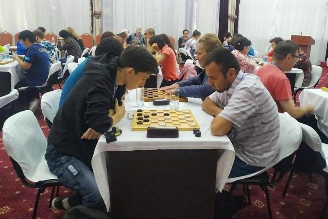 На чемпионате мира начал с «бронзы»