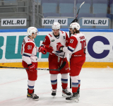 «Локомотив» одержал победу над «Куньлунем»