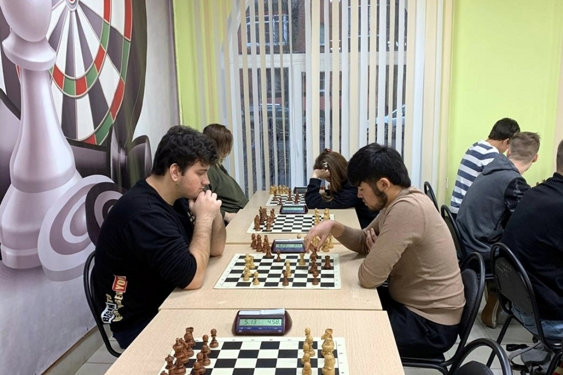 Студенты определили умнейших