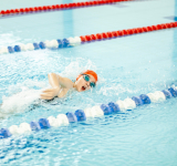 Студенты выявили сильнейших в плавании