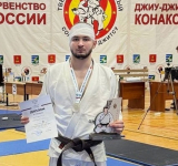 Стал серебряным призером