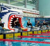 Начали с золота и серебра