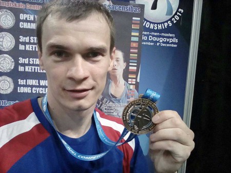 Две медали рыбинских гиревиков