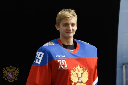 Вратарь U18 Даниил Исаев: Решил стать вратарём, когда в детстве увидел в журнале форму