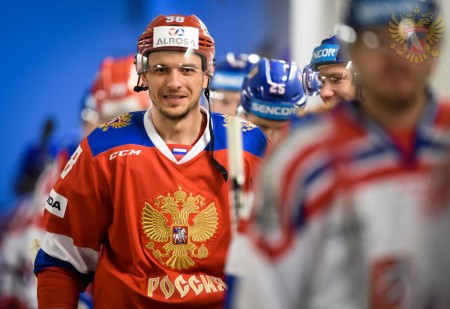 Анисимов: рад вызову, это честь — надевать майку сборной России