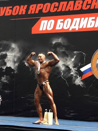 Бодибилдинг в в "Вознесенском"