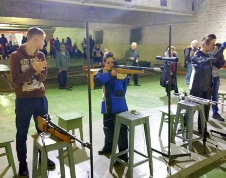 Студенты колледжей ЯО приняли участие в Открытом Кубке по пулевой стрельбе